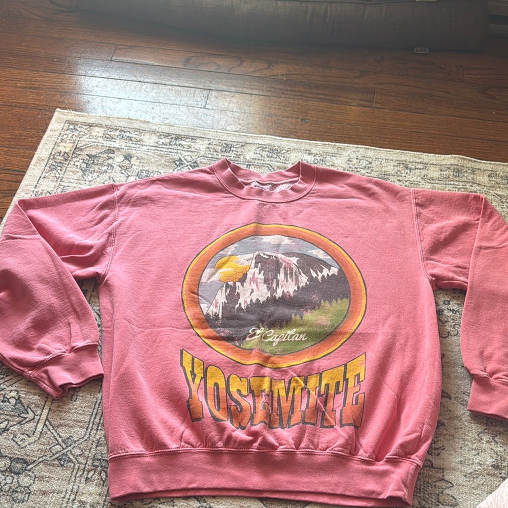 Pink Yosemite Graphic Sweatshirt